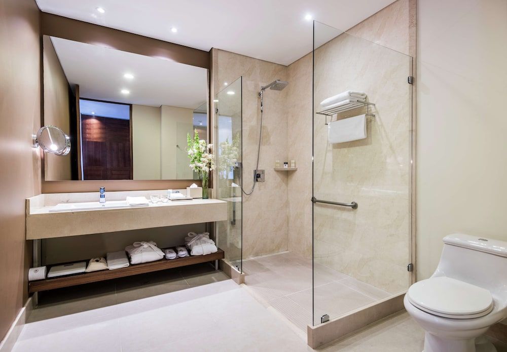 DoubleTree by Hilton Hotel Bogotá - Parque 93 Room, 1 Queen Bed 8