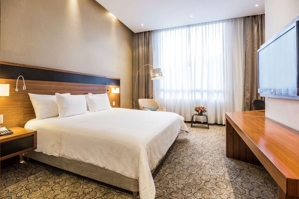 DoubleTree by Hilton Hotel Bogotá - Parque 93 Room, 1 Queen Bed
