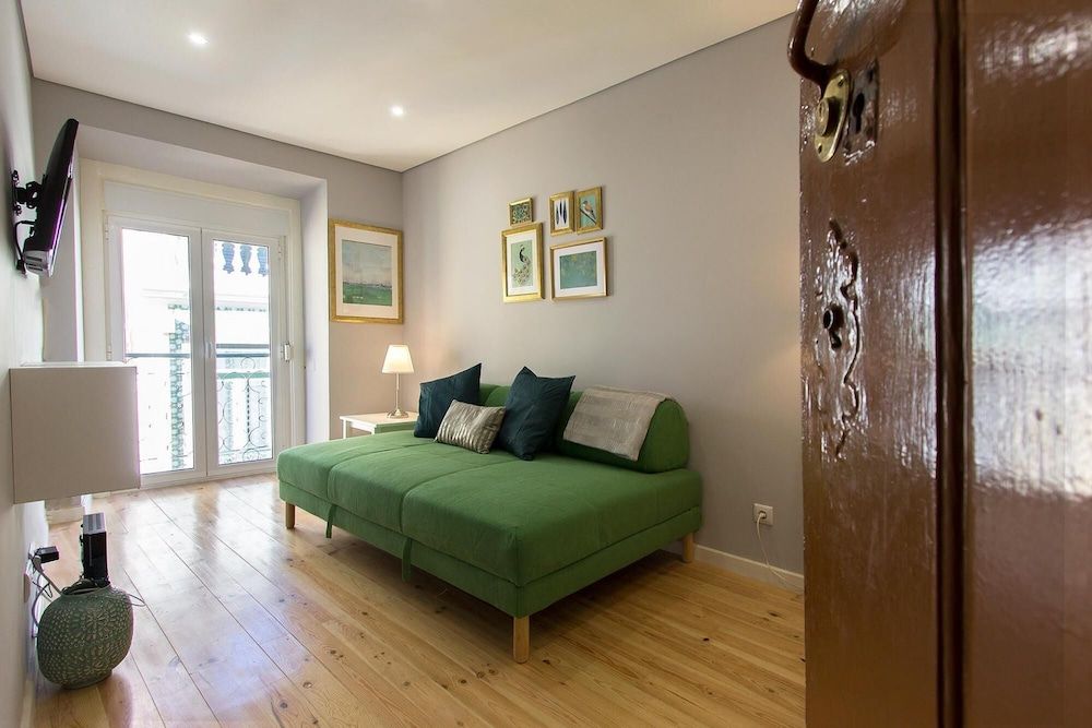 undefined Bairro Alto Elegant by Homing 5