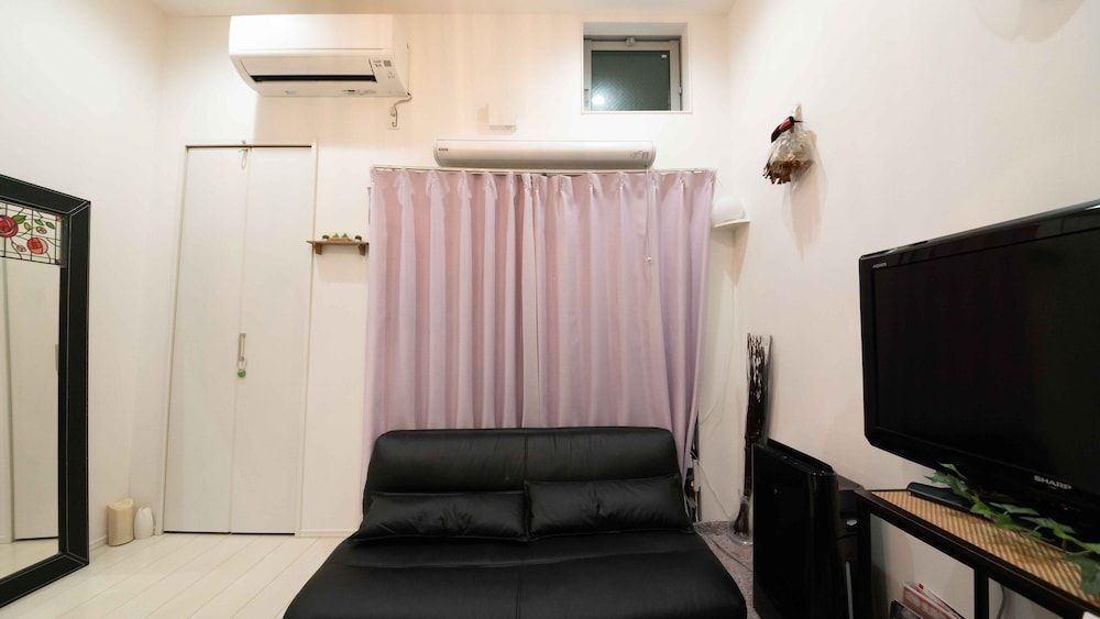 Polaris 101 Designer's Apartment - Pet Friendly (Additional Fee) 19