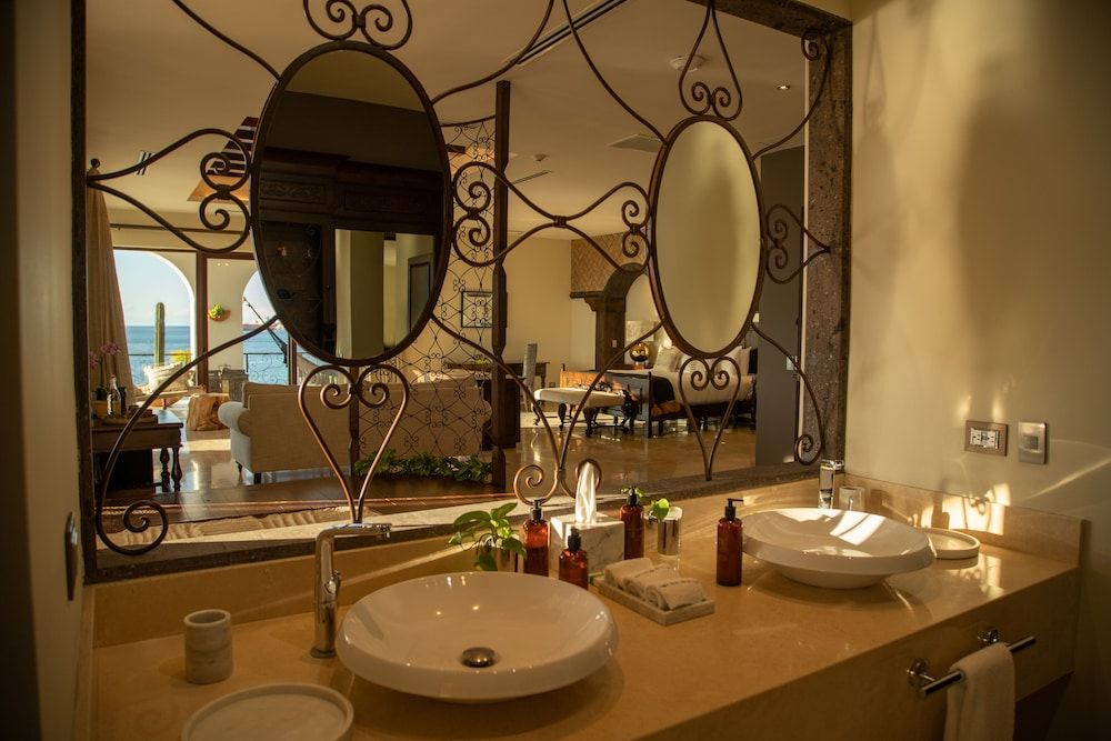 Orchid House Baja & Beach Club Presidencial Ocean View suite 5