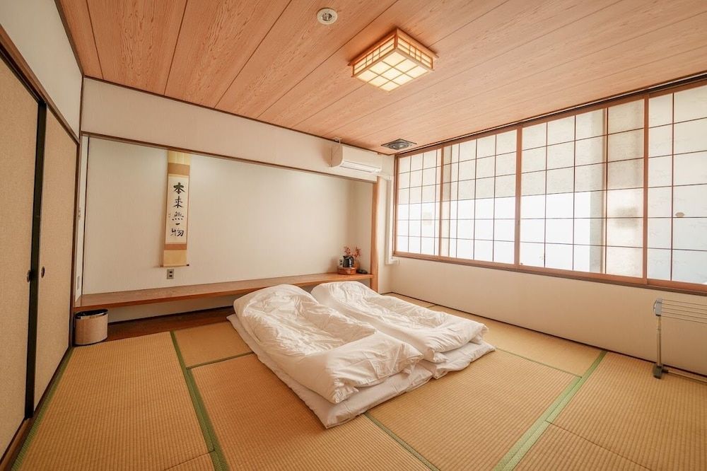 Japanese Style Quadruple Room, Non Smoking (12)
