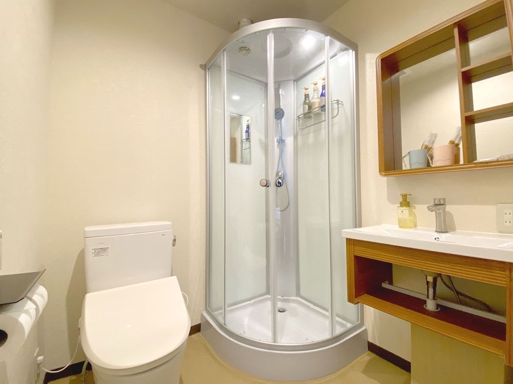 Quadruple Room for 4 People, Non Smoking (7)