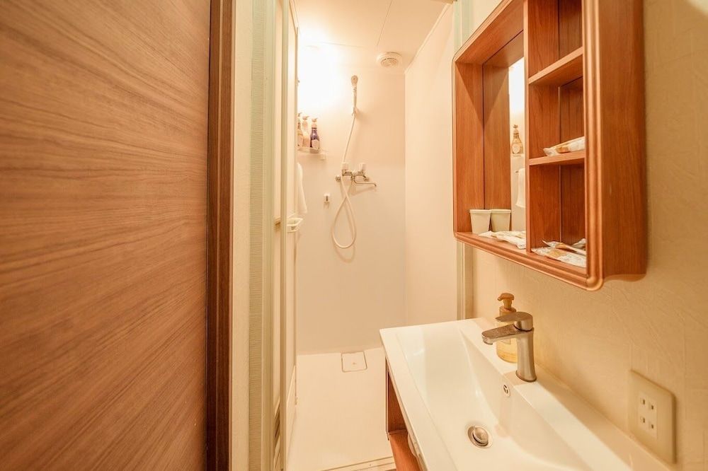 Japanese Style Quadruple Room, Non Smoking (6)