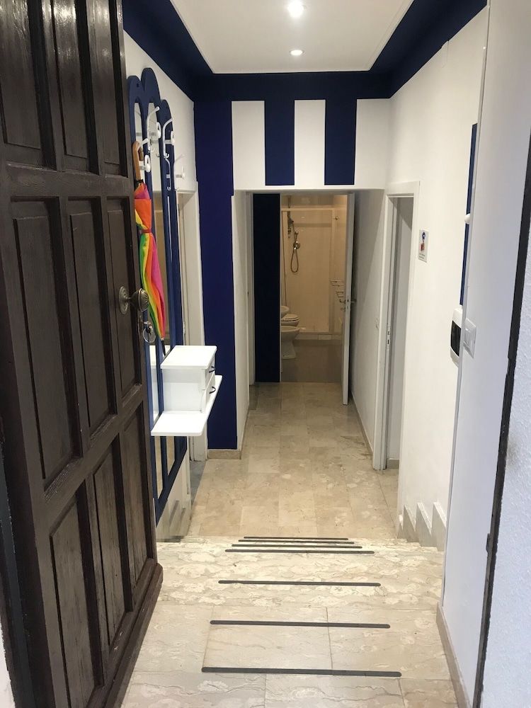 Villa delle Rondini Camera Quadrupla, vista giardino 2