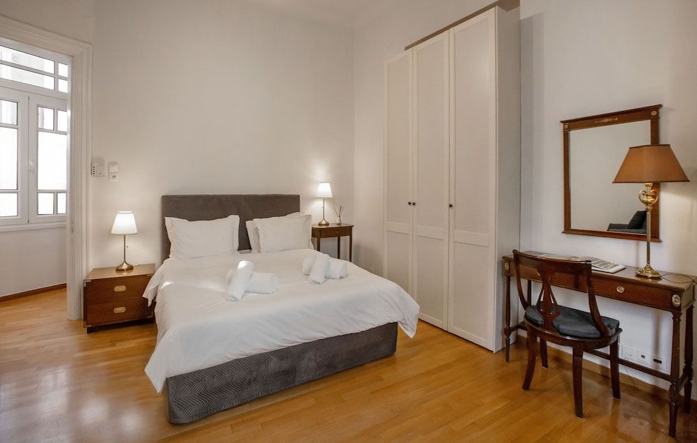 Neoclassical Apartment near Syntagma - Plaka by GHH Apartment, 2 Bedrooms, Terrace 6