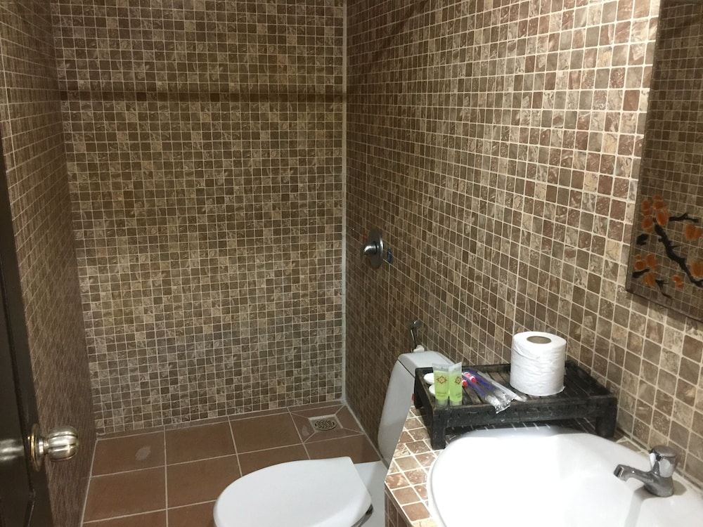 Central Night Hotel Deluxe Double Room with Breakfast 8