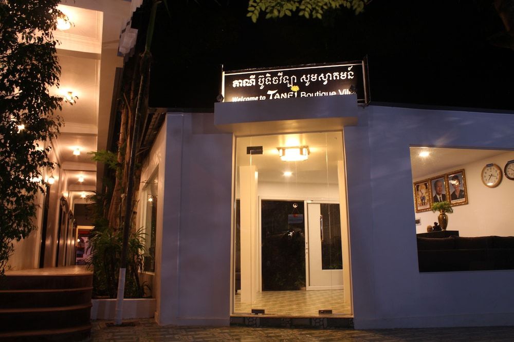 undefined Central Night Hotel 6