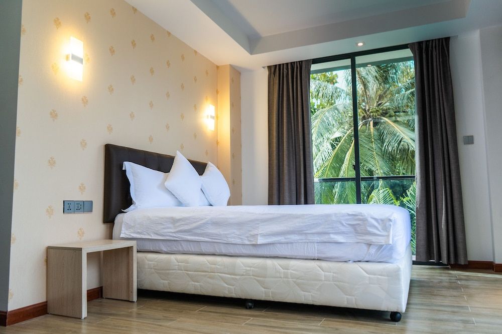 Ari Grand Hotel & Spa Deluxe Double Room 2