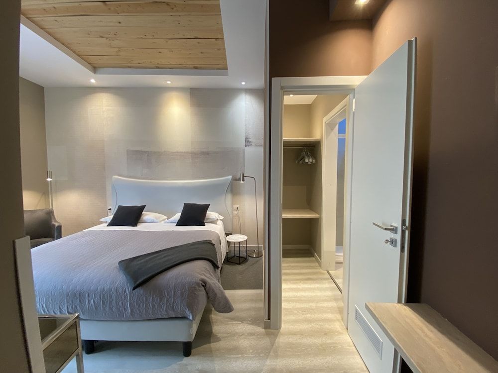 Residenze Romano Albergo diffuso & spa Deluxe Double or Twin Room 4