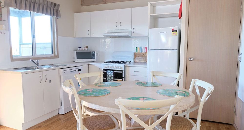 NRMA Shellharbour Beachside Holiday Park Beachside Villa 4