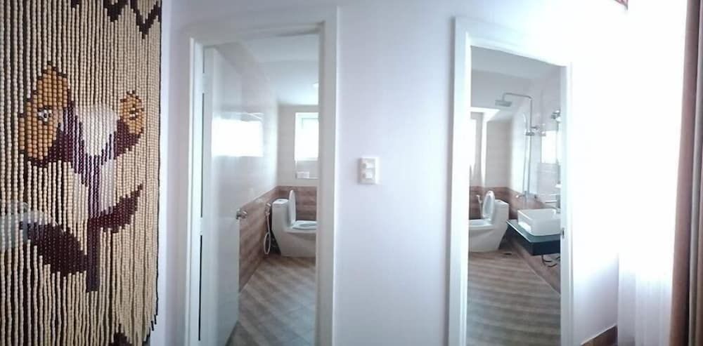 Queen Villa 2 Hotel Family Shared Dormitory 5