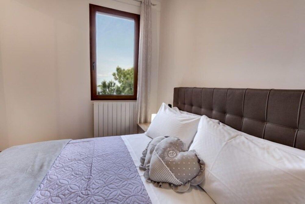 undefined Venice Blue Lagoon 7