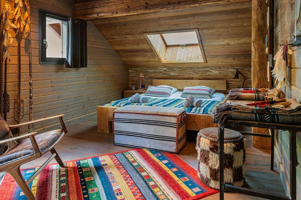 Double Room, Balcony (L'indien Cheyenne)