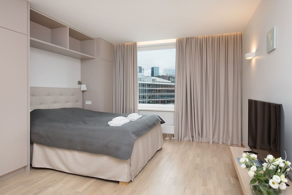 Smart Studio, Rotermanni (4B)