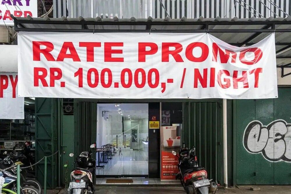 undefined RedDoorz Hostel near Taman Puring 2