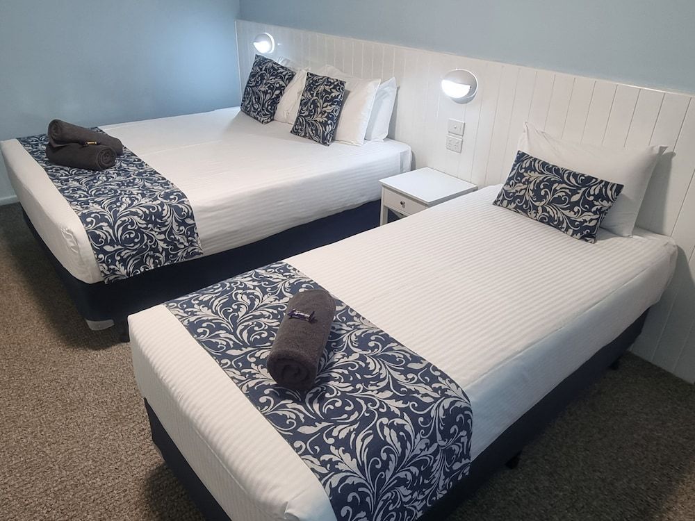 Classic Twin Room