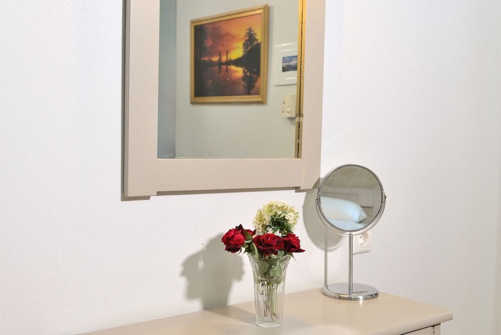 Artemis Apartment 15