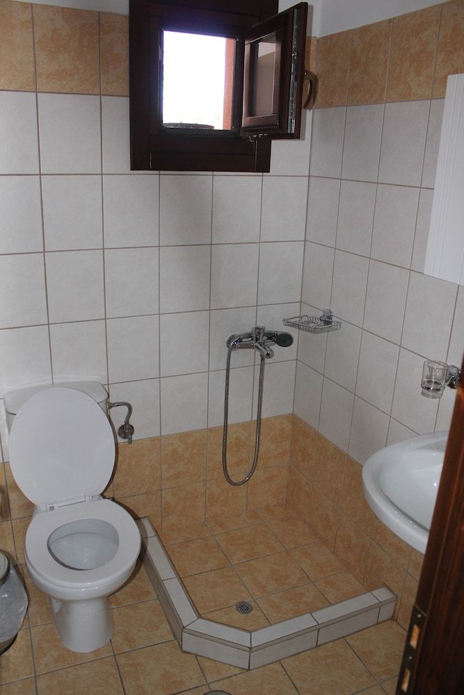 Artemis Triple Room, 1 Bedroom 4