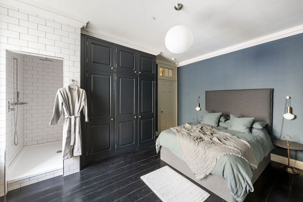 undefined Superior Stays - Rosewell House 5