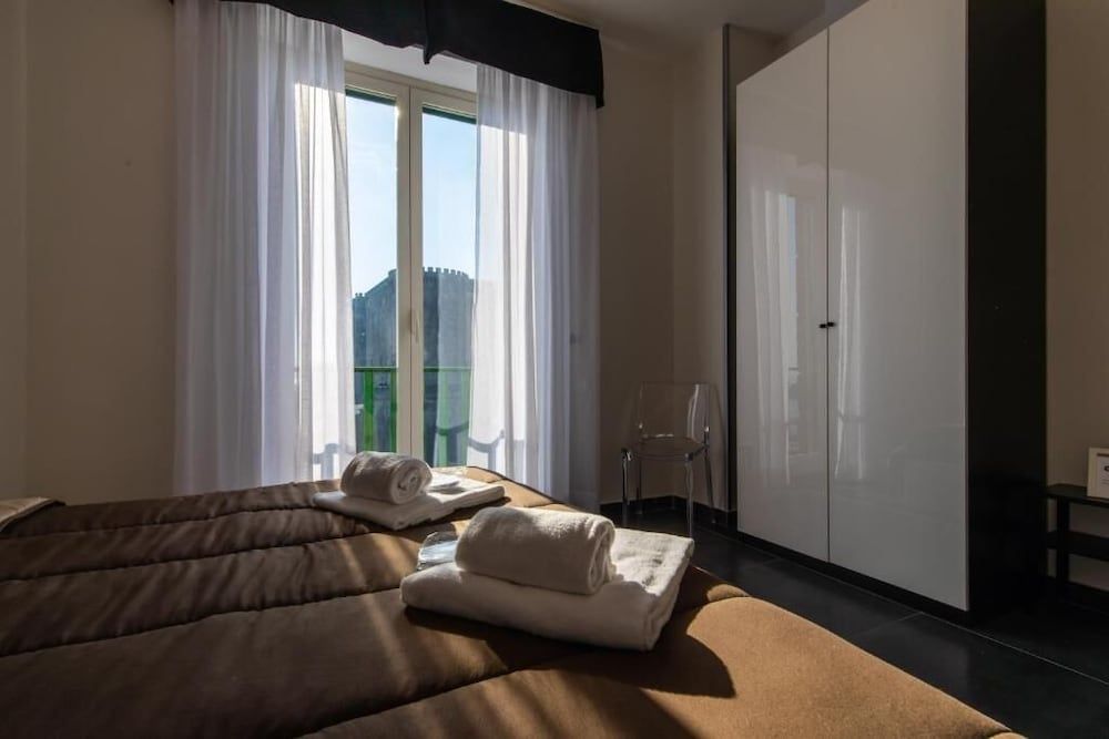 Venere Bellevue Deluxe Quadruple Room 11