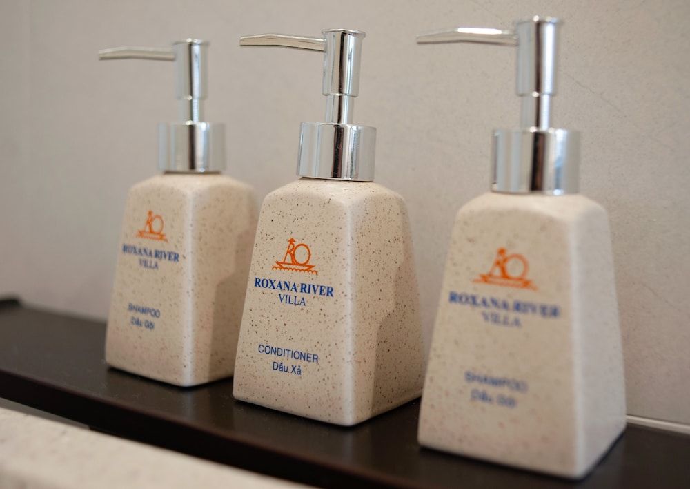 Bathroom amenities