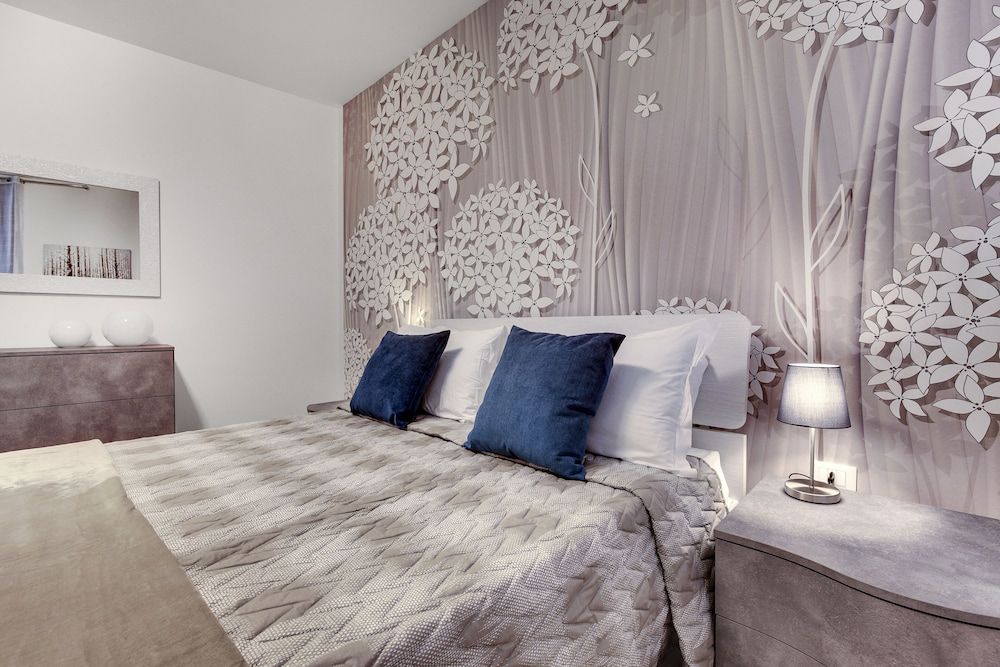 undefined White Flowers 7