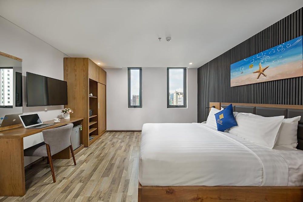 undefined Jolia Hotel Danang Beach 5