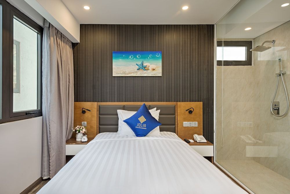 undefined Jolia Hotel Danang Beach 4
