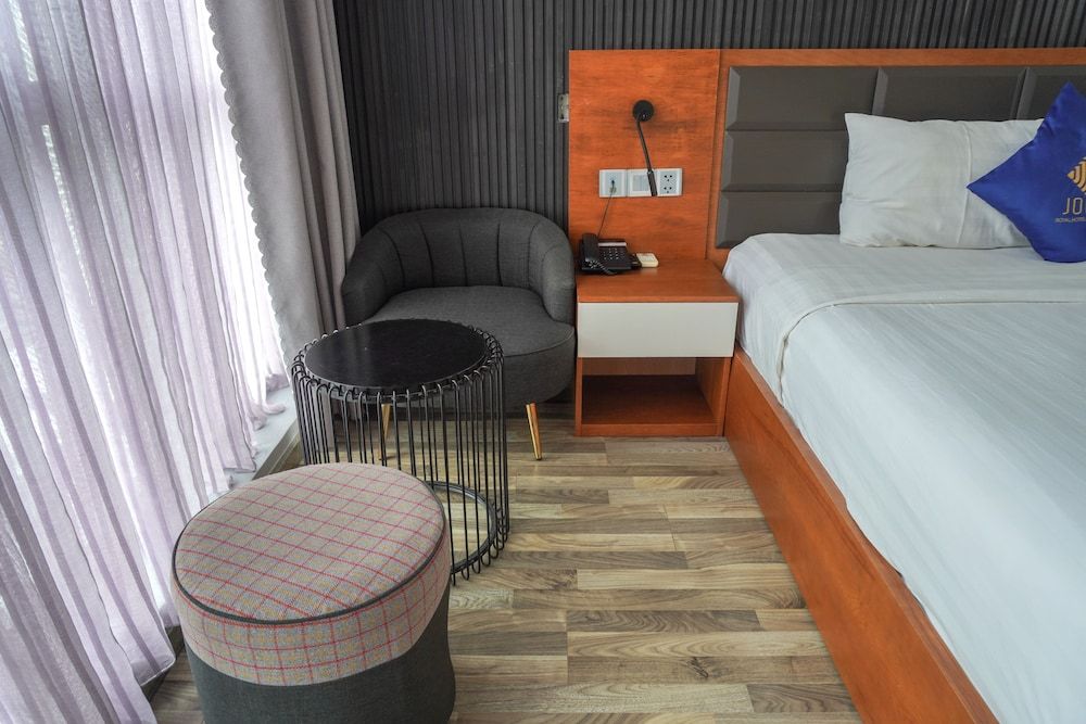 undefined Jolia Hotel Danang Beach 8