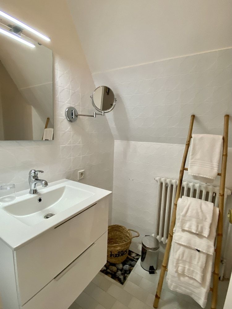 Maison des Dunes Economy Room 8