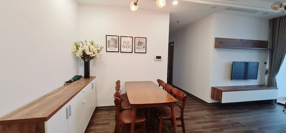 undefined Canh Apartment in Vinhome Skylake 8