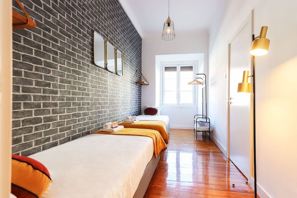 undefined Rato Design With Terrace By Homing 8