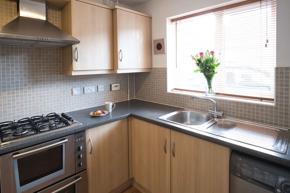 undefined Bank Side House 4