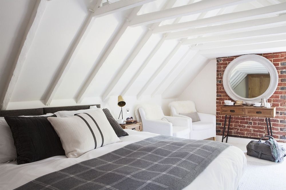 The Ram Inn Superior Suite, Ensuite (Birdcage)