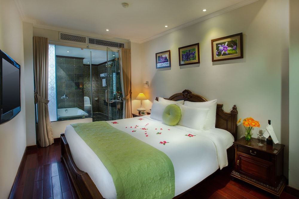 Mercury Central Hotel Hanoi Superior Double or Twin Room 2