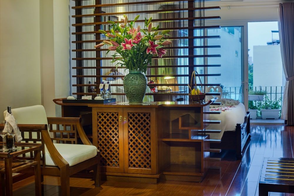 undefined Mercury Central Hotel Hanoi 7