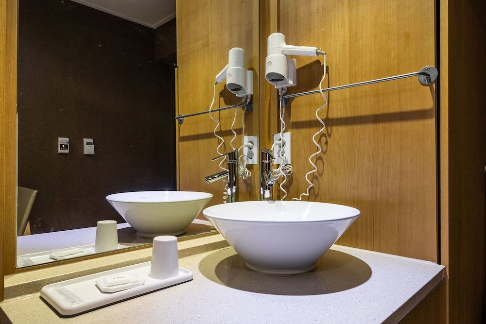 Wolmido Stella Maris Hotel Standard Twin Room 9