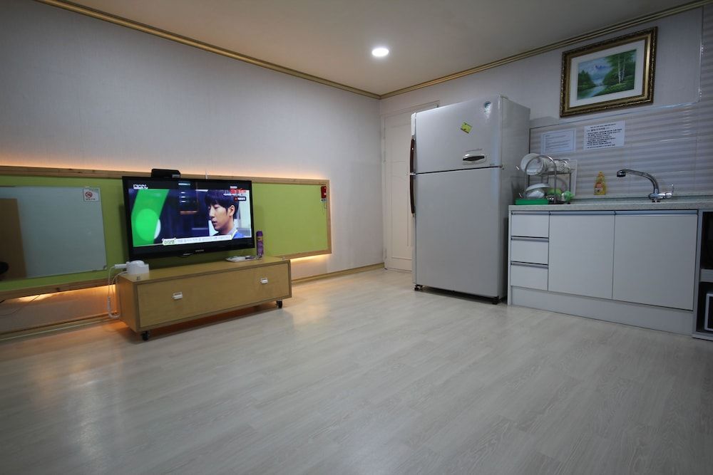 Hadong RG Pension Pyeonbaek 2 Rooms 16