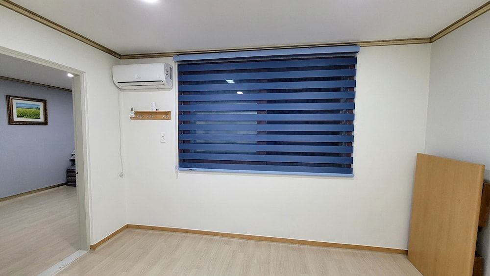Hadong RG Pension Family Room, 2 Bedrooms (Ondol (Two Rooms)) 16