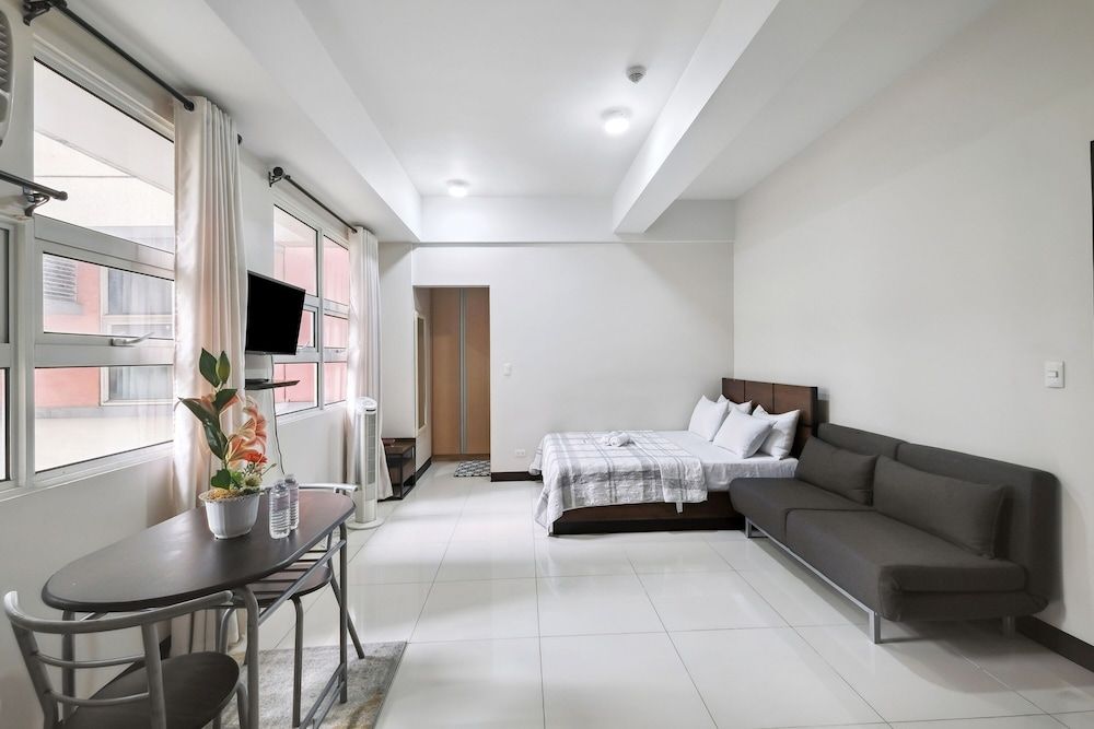 undefined Tess and Tessha Condotel near T3 Airport 2