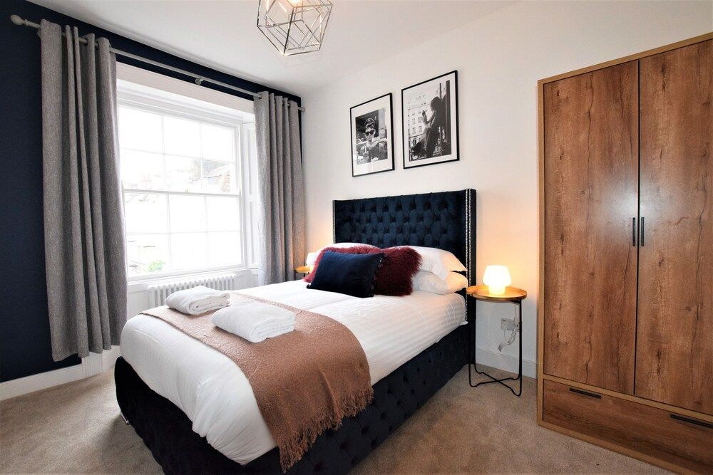 Frederick Place Your Apartment Apartment, 2 Bedrooms 7