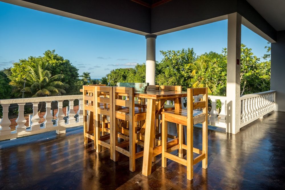 Blue Paloma Bed & Breakfast Premier Room, 1 Double Bed, Ensuite, Garden View 3