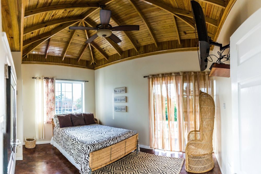 Blue Paloma Bed & Breakfast Premier Room, 1 Double Bed, Ensuite, Garden View