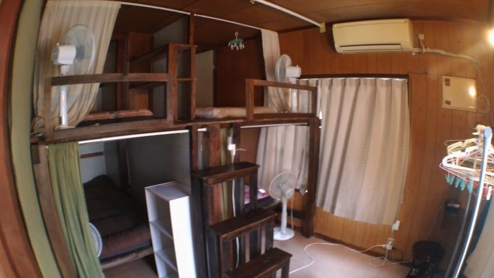 Guest House Connect - Hostel