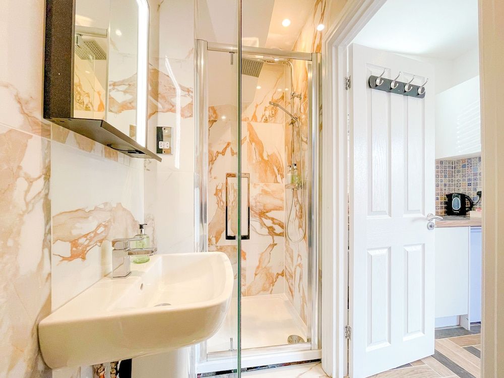 Ashfield Altrincham Deluxe King Studio 6