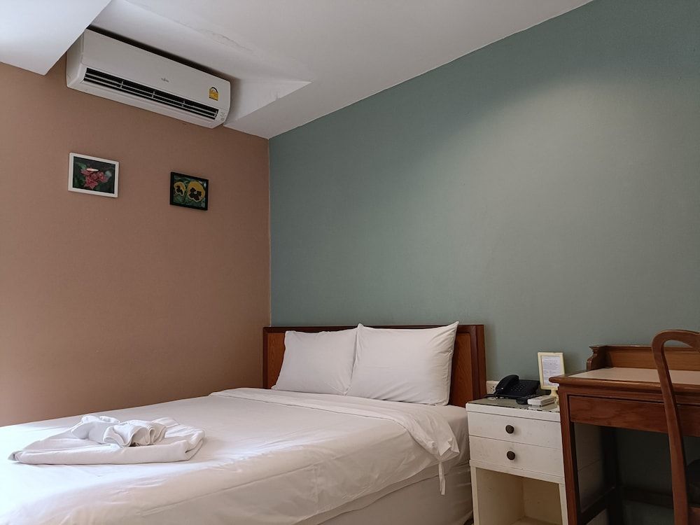 undefined JL Bangkok 2