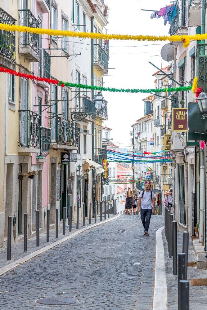 undefined Bright & Spacious Alfama Typical Apartment, By TimeCooler 3