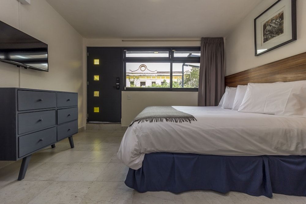 Arawi Hotel Boutique Junior Room 2