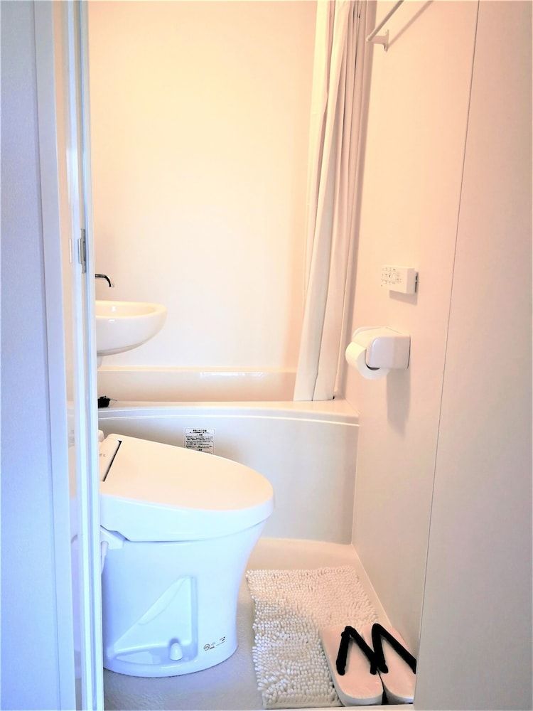 U-Shuku Fushimi Inari Traditional Quadruple Room 8